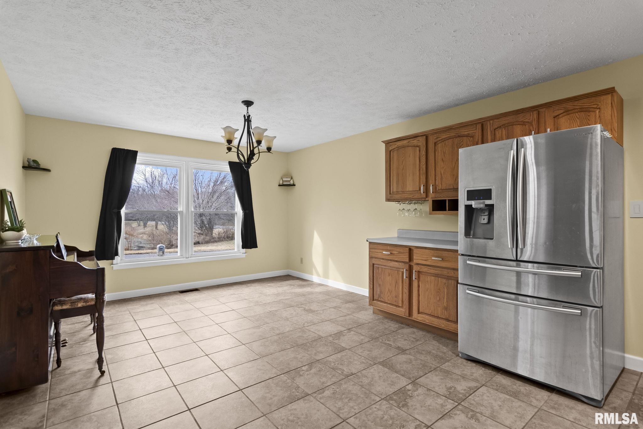 100 Tomahawk Drive Divernon, IL 62530 - Photo 6 of 33