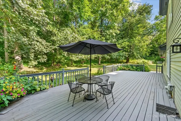 $569,900 | 5N490 Hidden Springs Drive, St. Charles, IL 60175