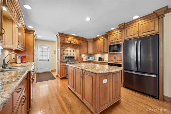 $569,900 | 5N490 Hidden Springs Drive, St. Charles, IL 60175