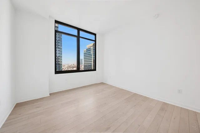 $1,565,000 | 155 Bay Street, Unit 2907, Jersey City, NJ 07302