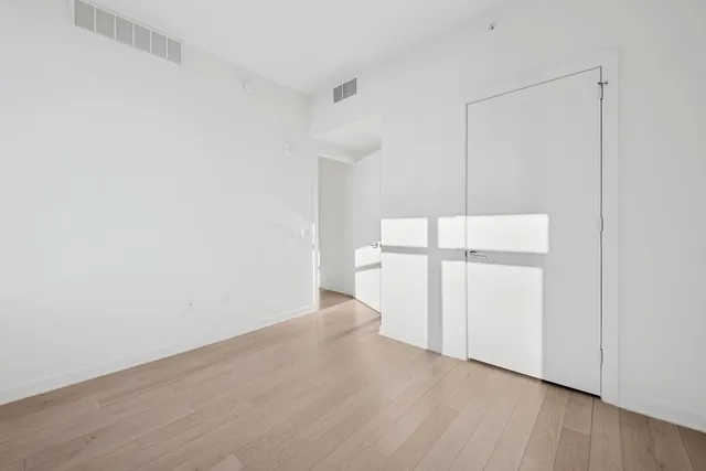 $1,565,000 | 155 Bay Street, Unit 2907, Jersey City, NJ 07302