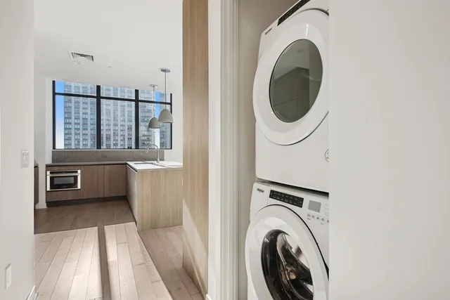 $1,565,000 | 155 Bay Street, Unit 2907, Jersey City, NJ 07302