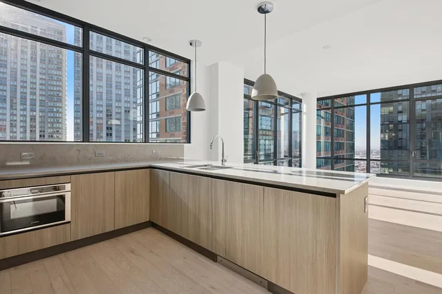 $1,565,000 | 155 Bay Street, Unit 2907, Jersey City, NJ 07302