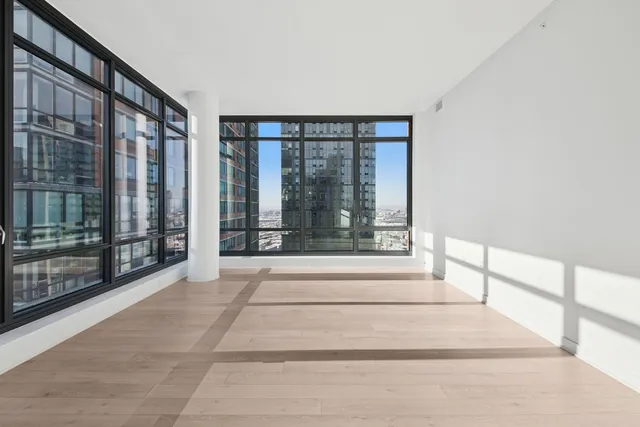 $1,565,000 | 155 Bay Street, Unit 2907, Jersey City, NJ 07302