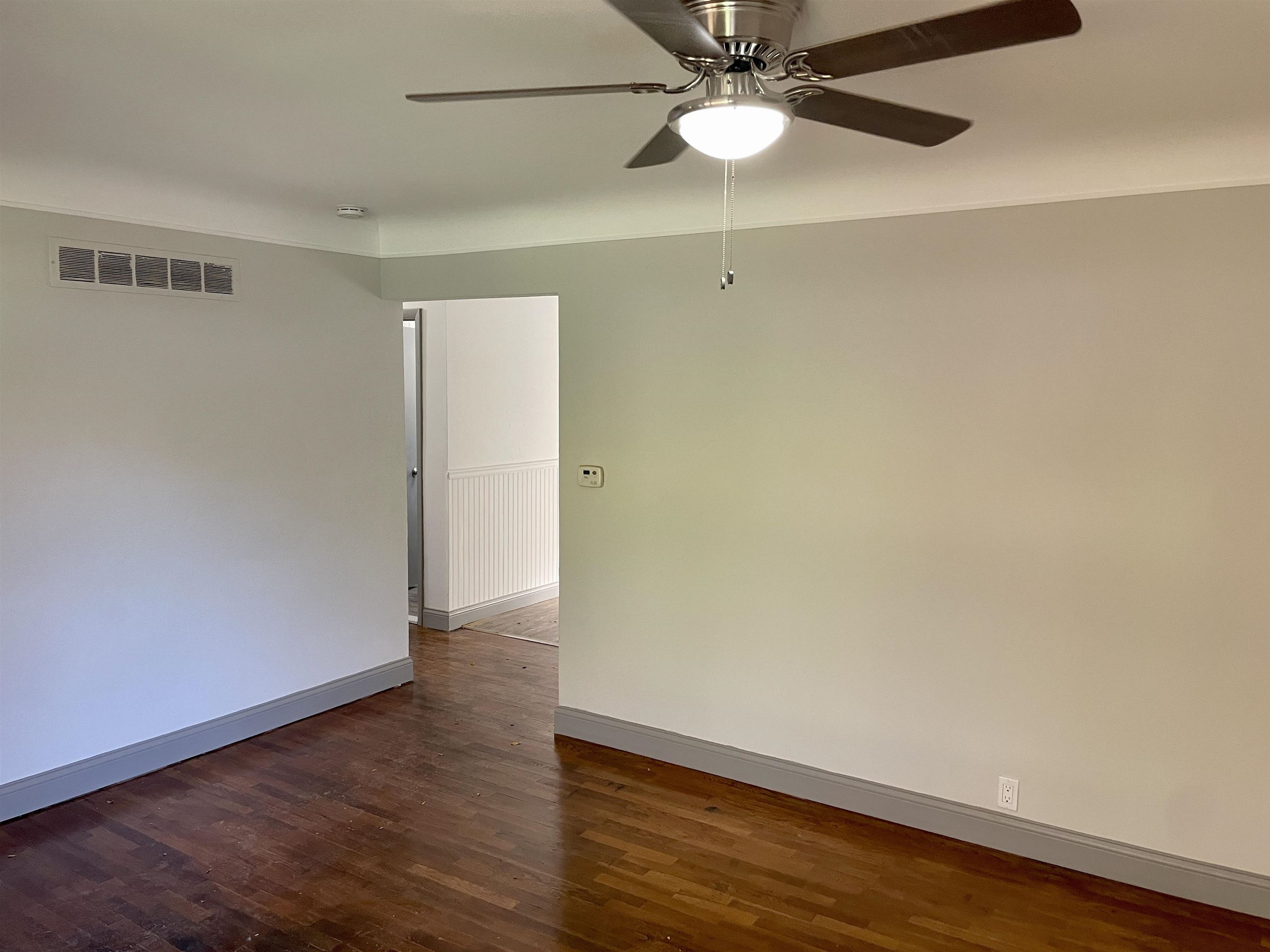 3734 Risedorph Avenue Flint, MI 48506 - Photo 4 of 18 50094308-4.JPG