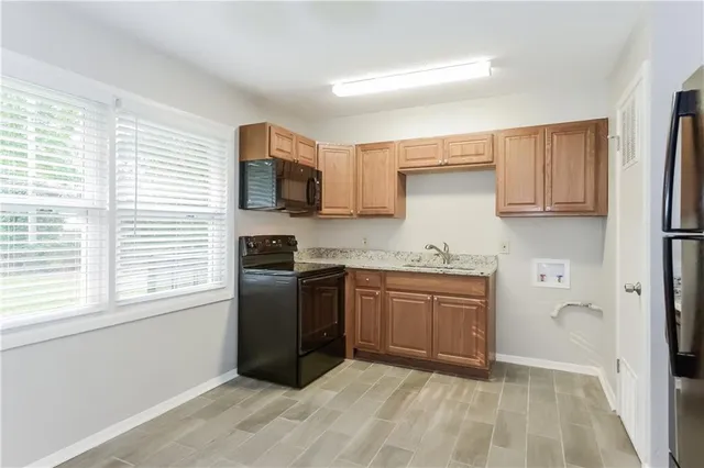 $1,355 | 11113 Bristol Terrace, Kansas City, MO 64134