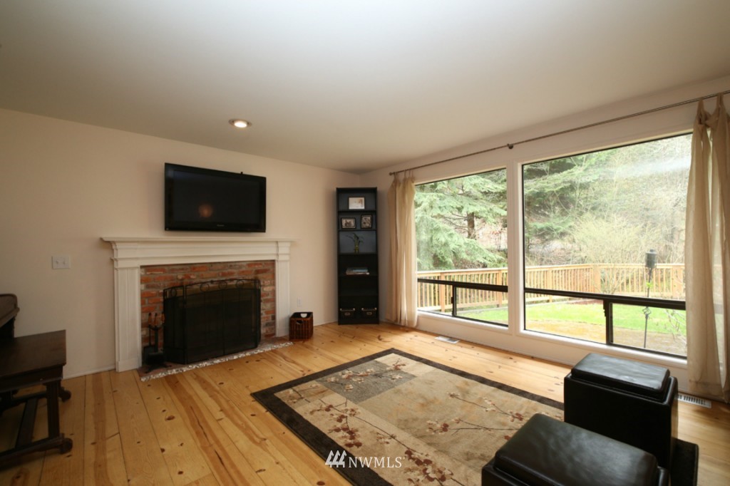 21032 Shell Valley Way Edmonds, WA 98026 - Photo 6 of 25