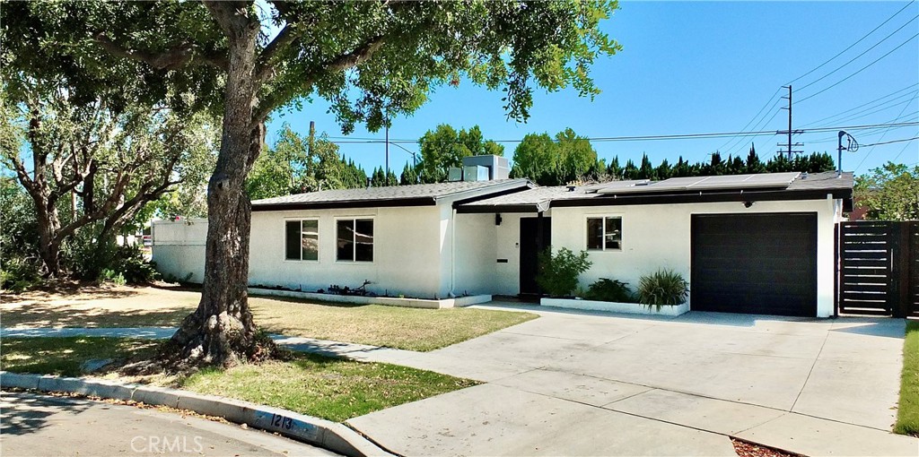 1213 North Studebaker Road Long Beach, CA 90815 - Photo 3 of 4 Corner Lot on the Cul-De-Sac