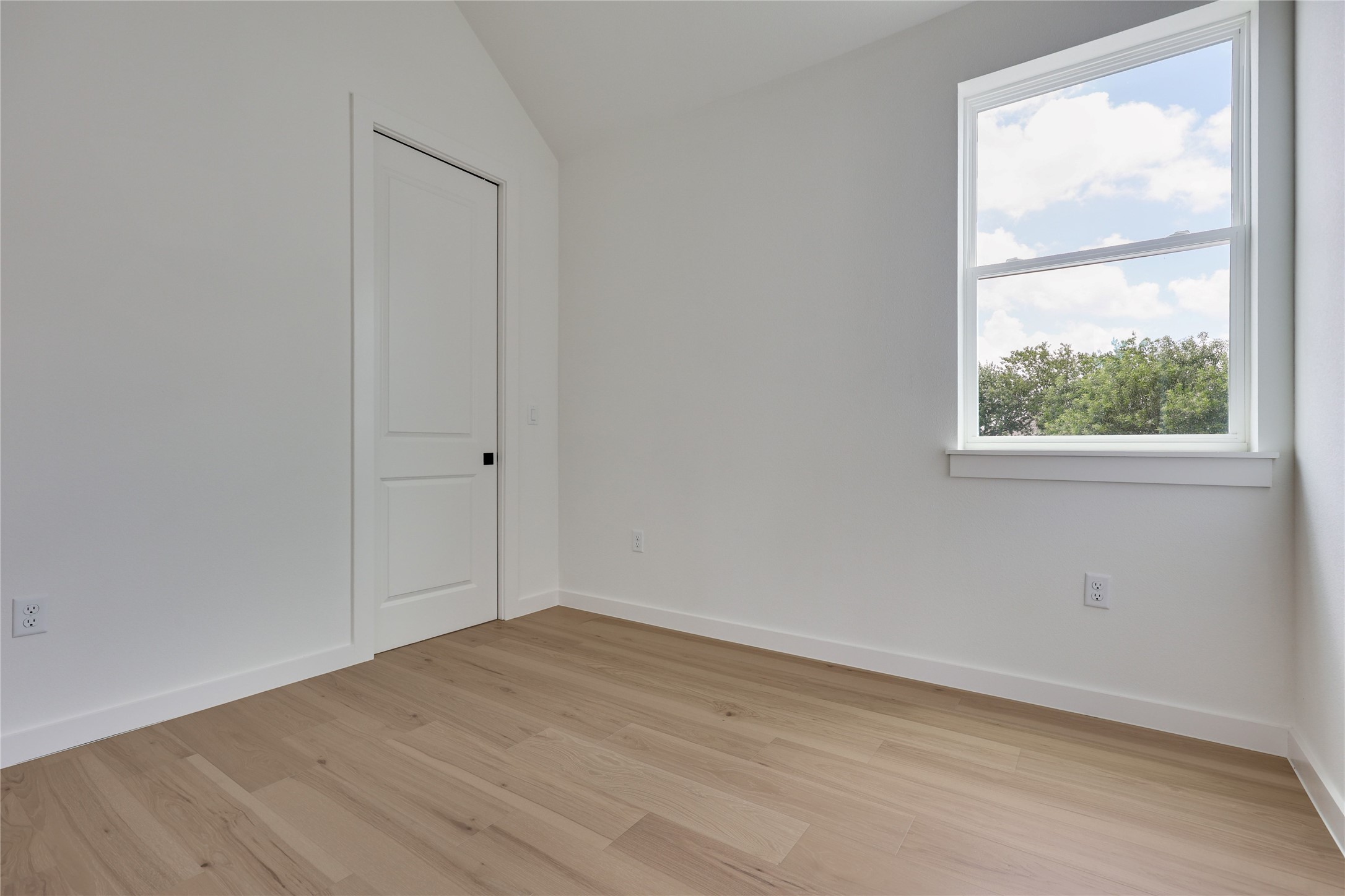 6809 Porter Street, Unit 2 Austin, TX 78741 - Photo 22 of 37