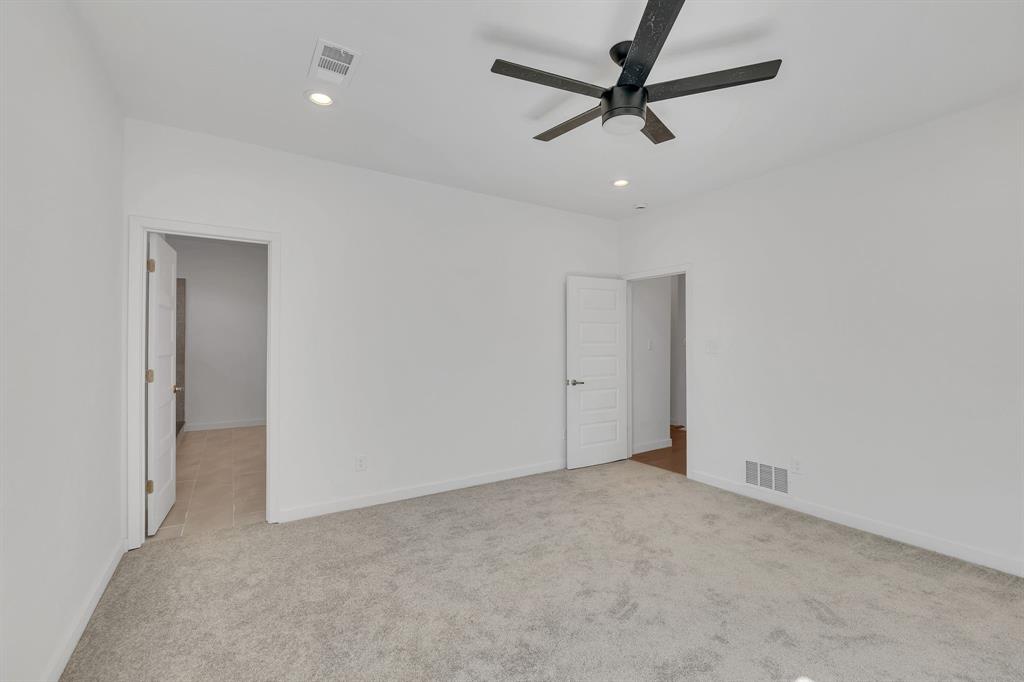 7305 Charbonneau Road Lake Worth, TX 76135 - Photo 26 of 40 an empty room