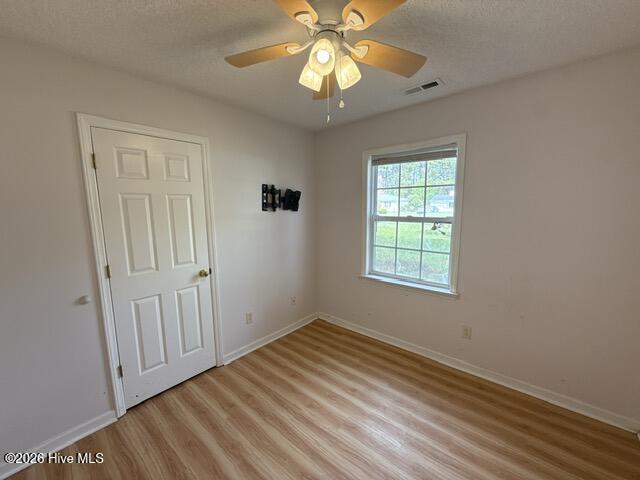 205 Commons Court New Bern, NC 28560 - Photo 9 of 15 205 Commons Dr. Bed 2