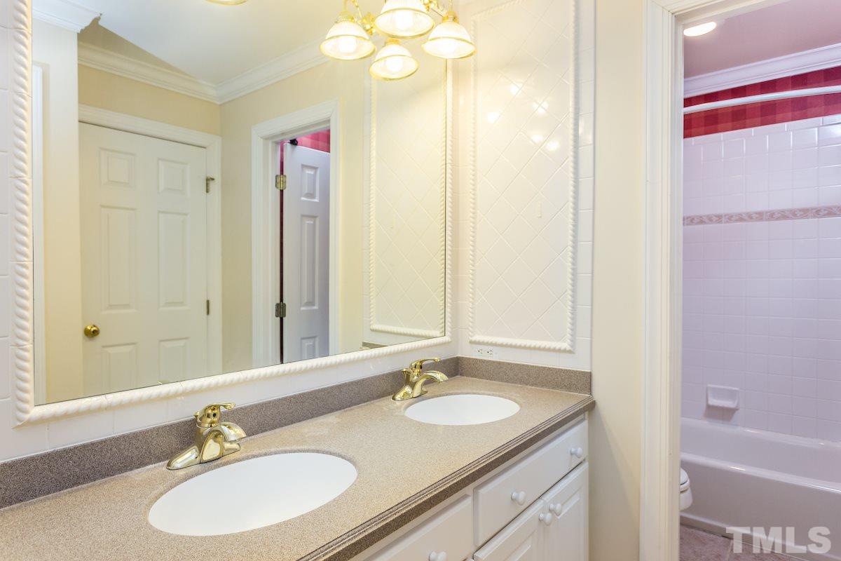 1617 Liatris Lane Raleigh, NC 27613 - Photo 21 of 25 Gallery Image 21