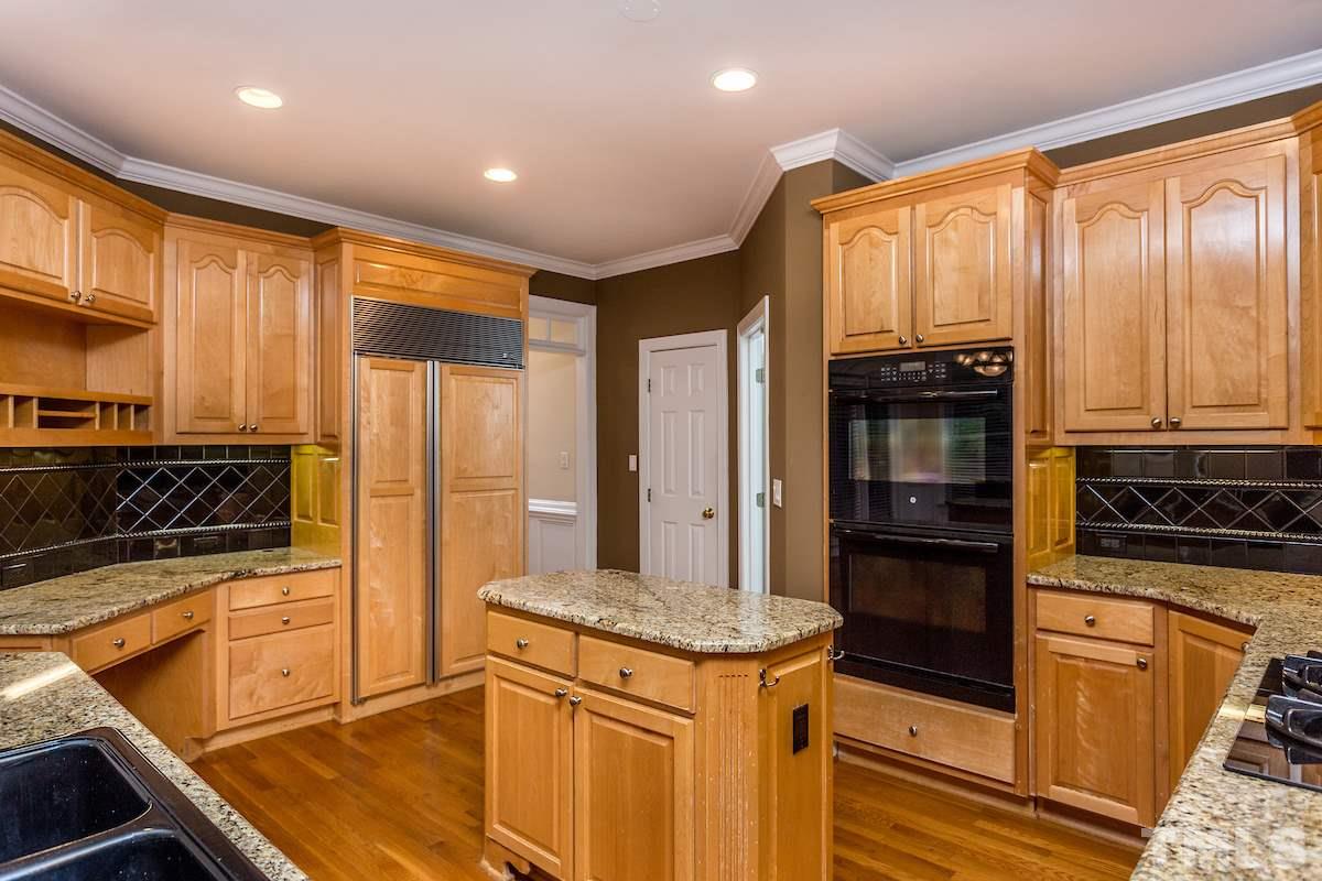 1617 Liatris Lane Raleigh, NC 27613 - Photo 7 of 25 Gallery Image 7