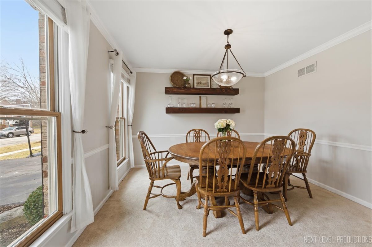 2782 Miller Road Geneva, IL 60134 - Photo 11 of 28