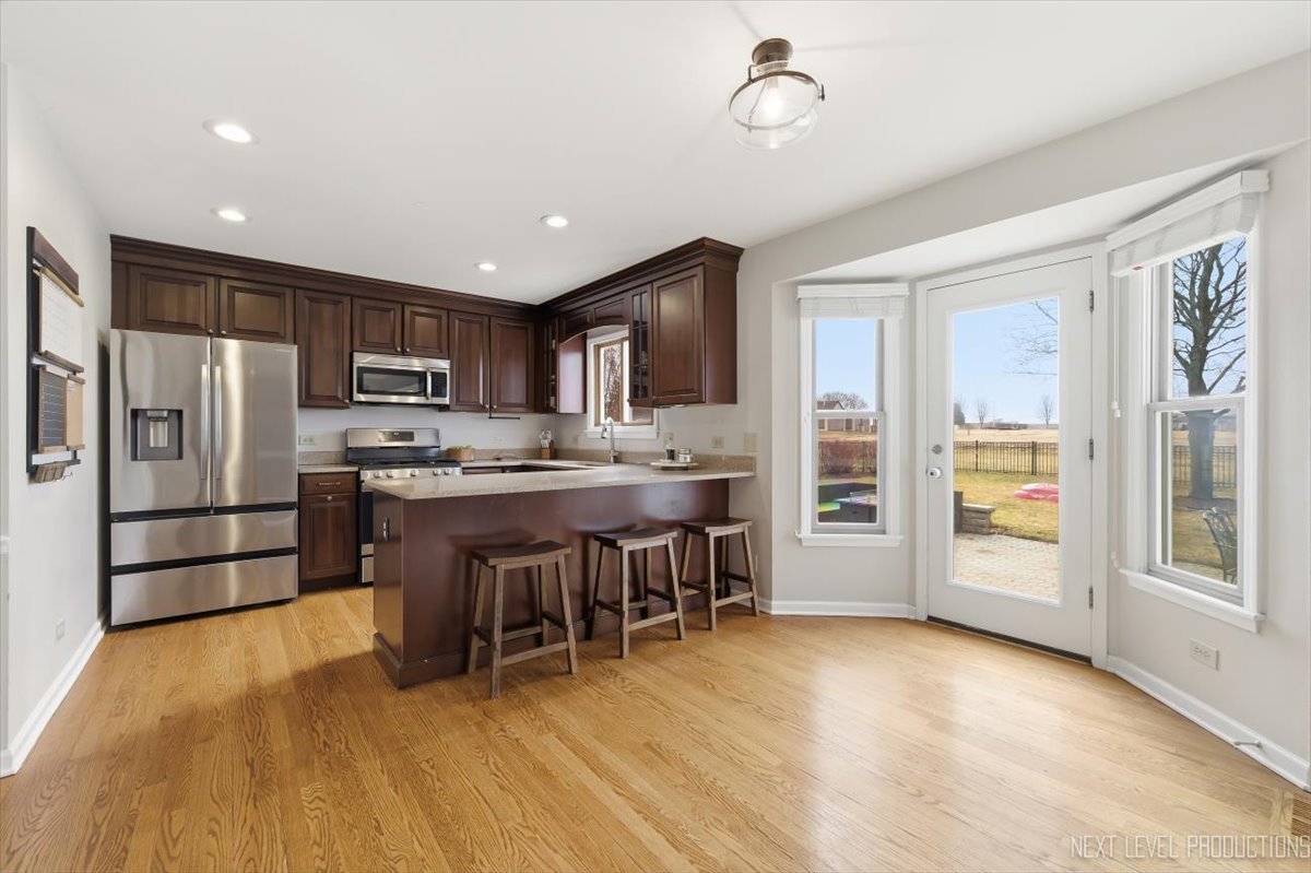 2782 Miller Road Geneva, IL 60134 - Photo 5 of 28