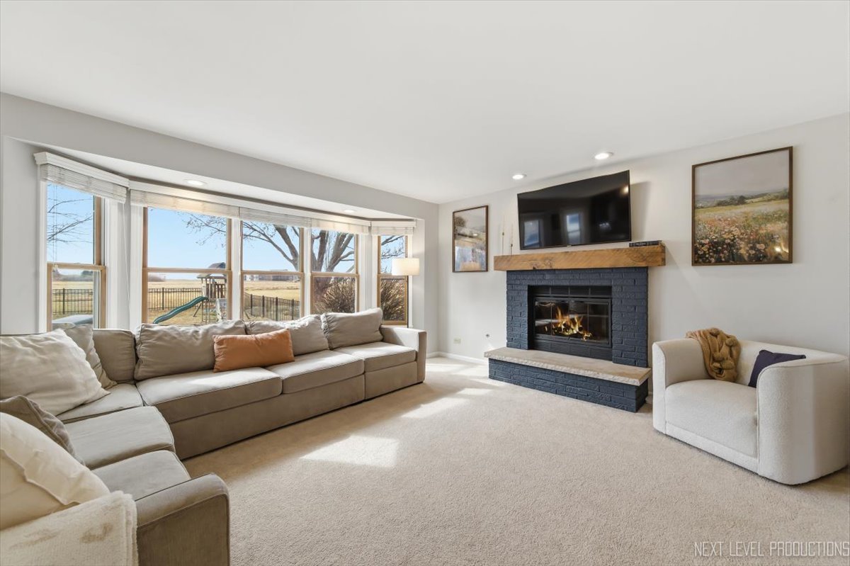 2782 Miller Road Geneva, IL 60134 - Photo 9 of 28