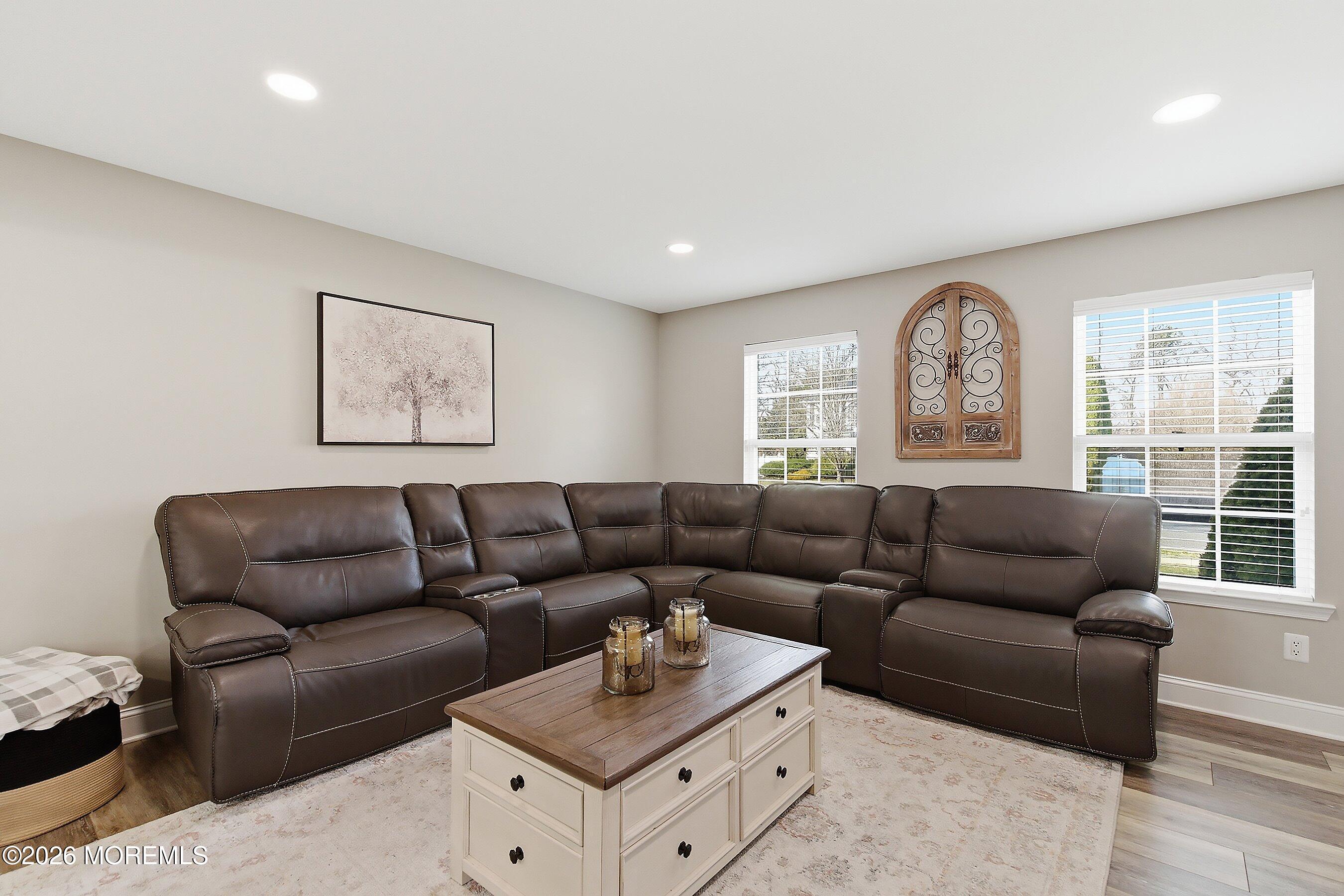 18 Carrie Drive Howell, NJ 07731 - Photo 5 of 38 1000019639