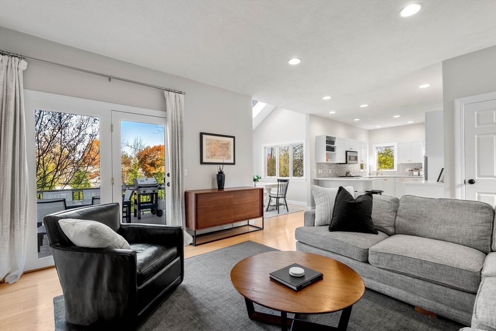 40 Chapelgate Road Canton, MA 02021 - Photo 11 of 37 Gallery Image 11