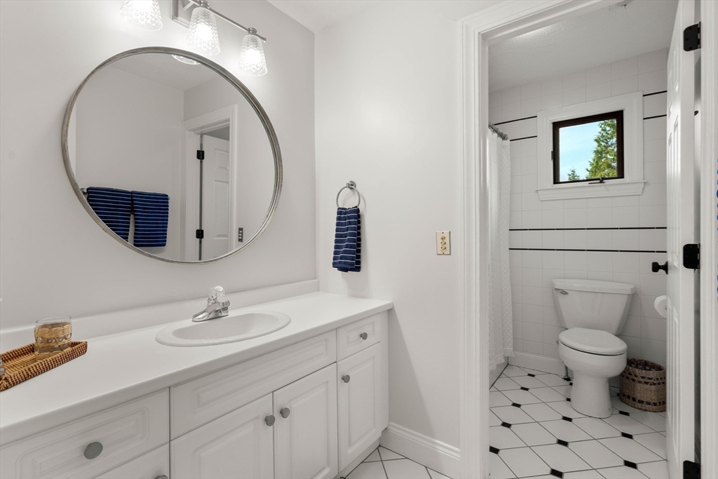 40 Chapelgate Road Canton, MA 02021 - Photo 24 of 37 Gallery Image 24
