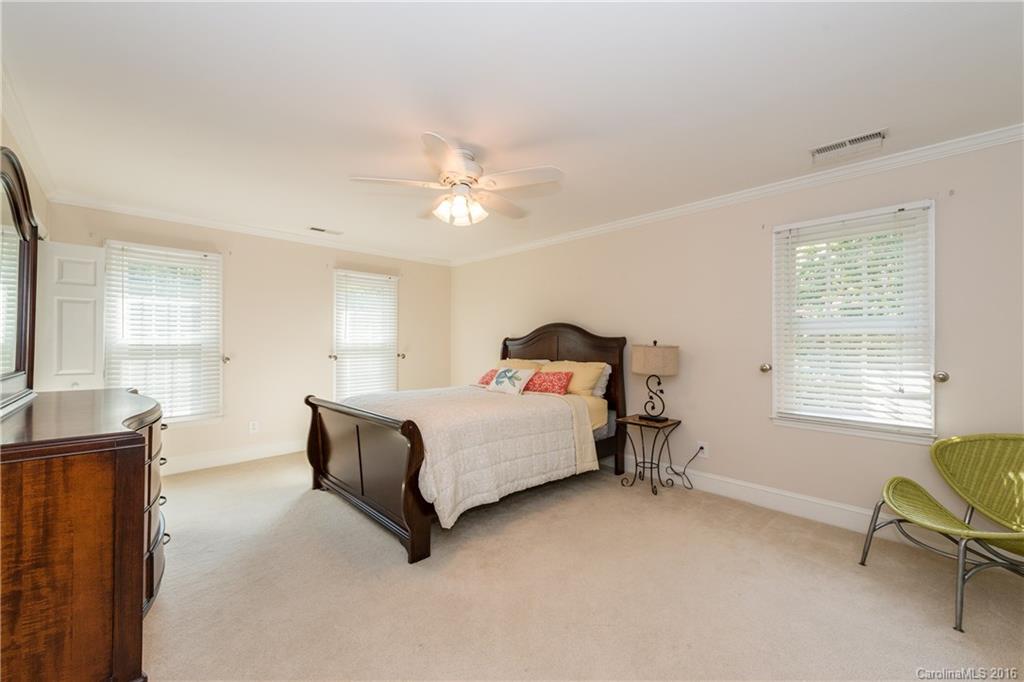 3940 Ayscough Road Charlotte, NC 28211 - Photo 12 of 23 Gallery Image 12