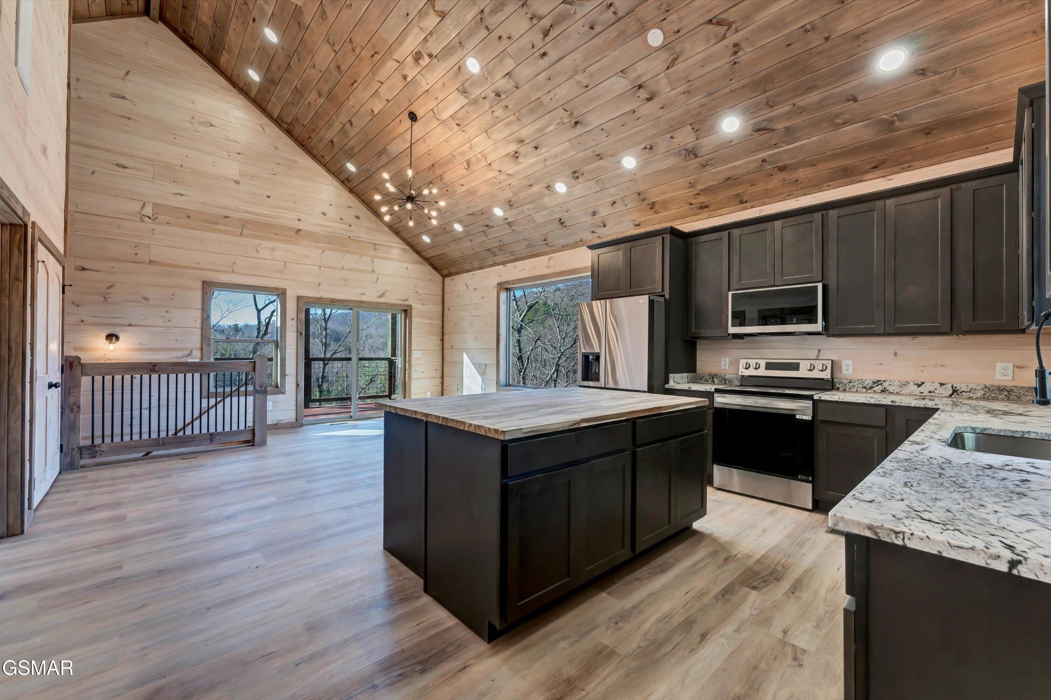 3272 Smoky Ridge Way Sevierville, TN 37862 - Photo 5 of 22