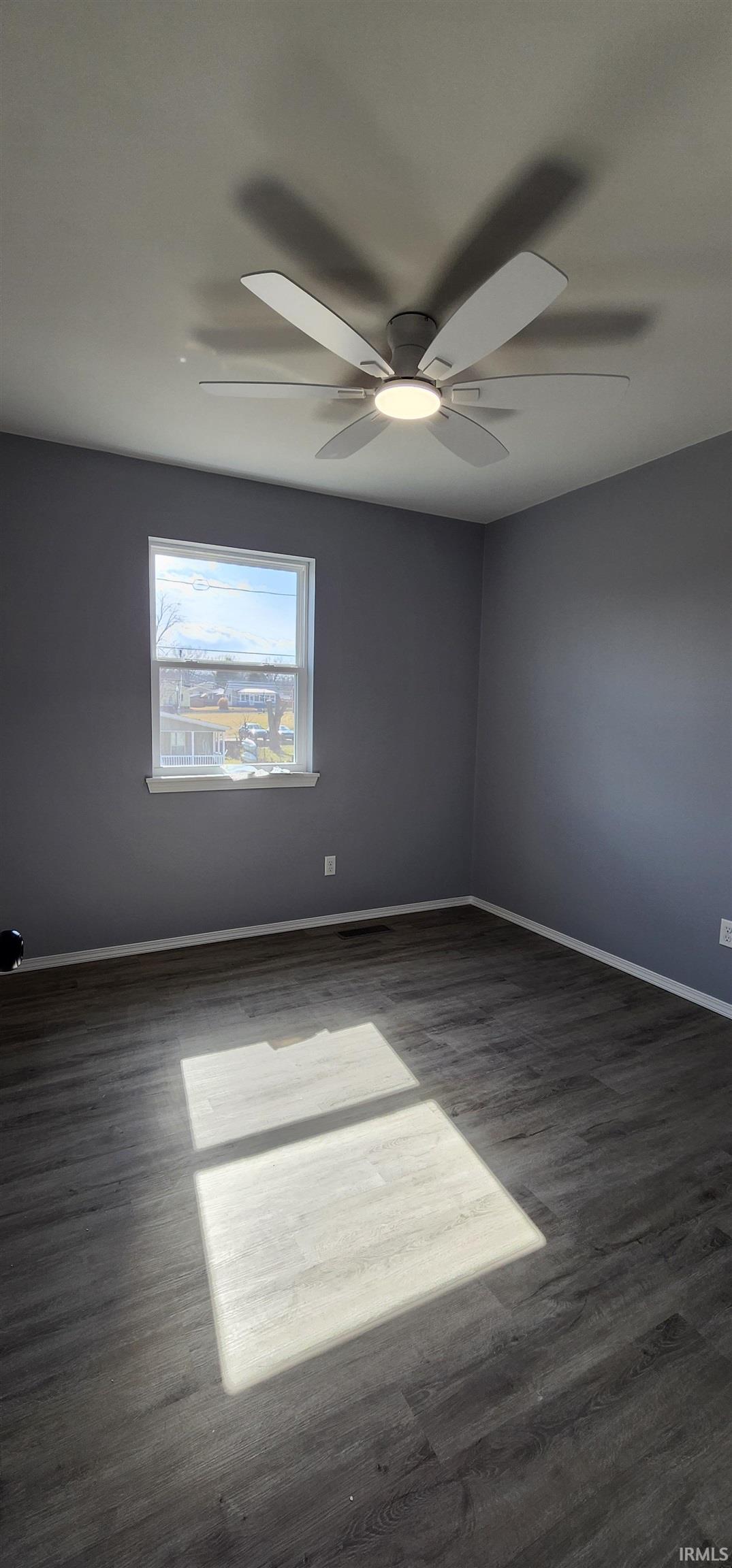 500 Sycamore Street Washington, IN 47501 - Photo 12 of 35