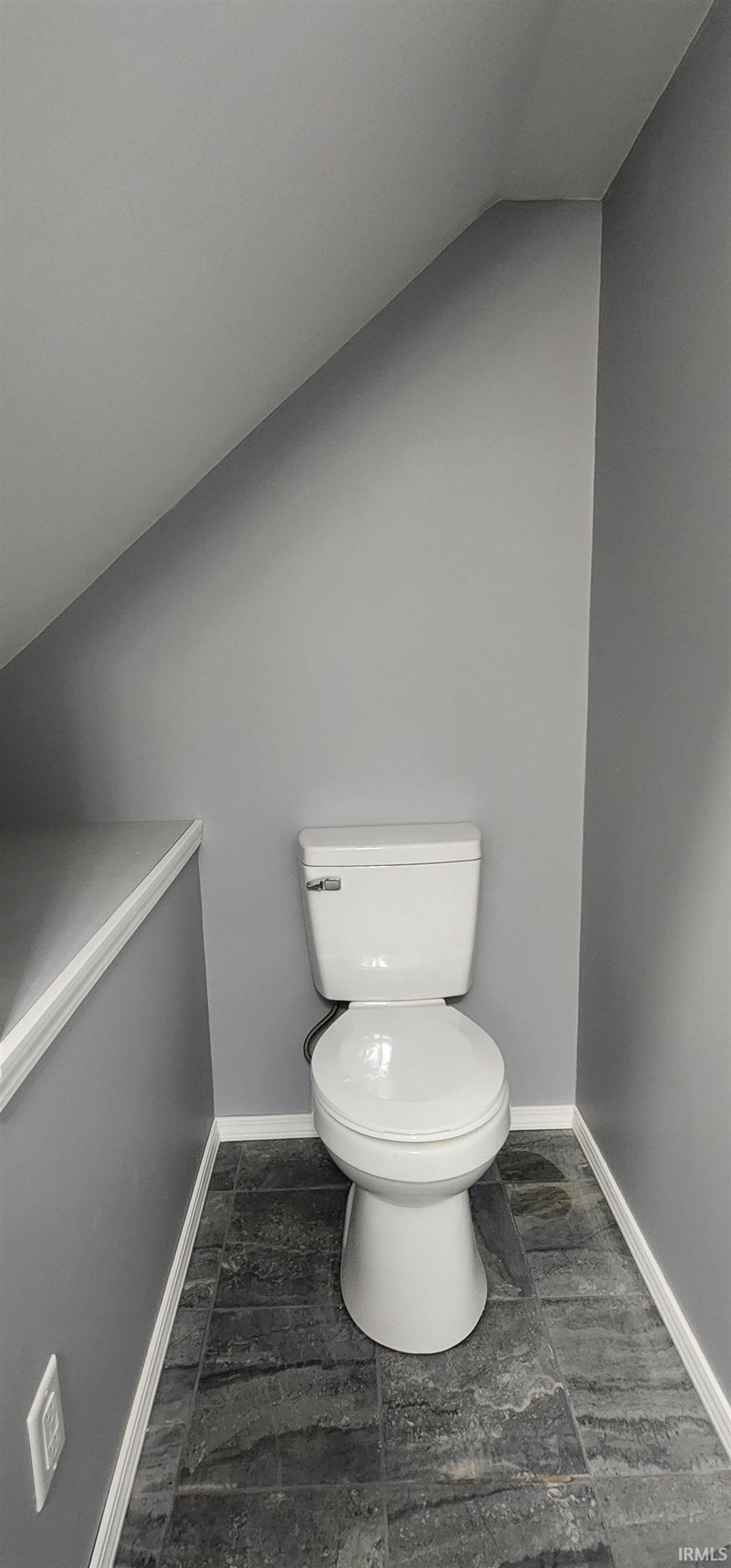 500 Sycamore Street Washington, IN 47501 - Photo 20 of 35