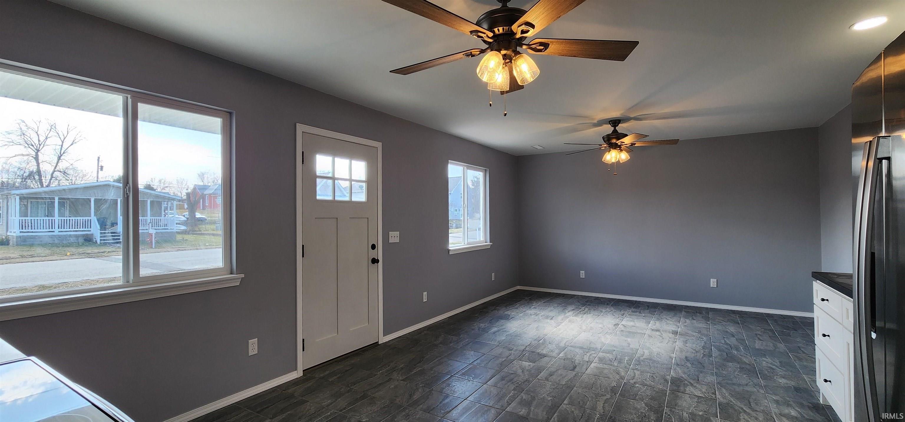 500 Sycamore Street Washington, IN 47501 - Photo 2 of 35