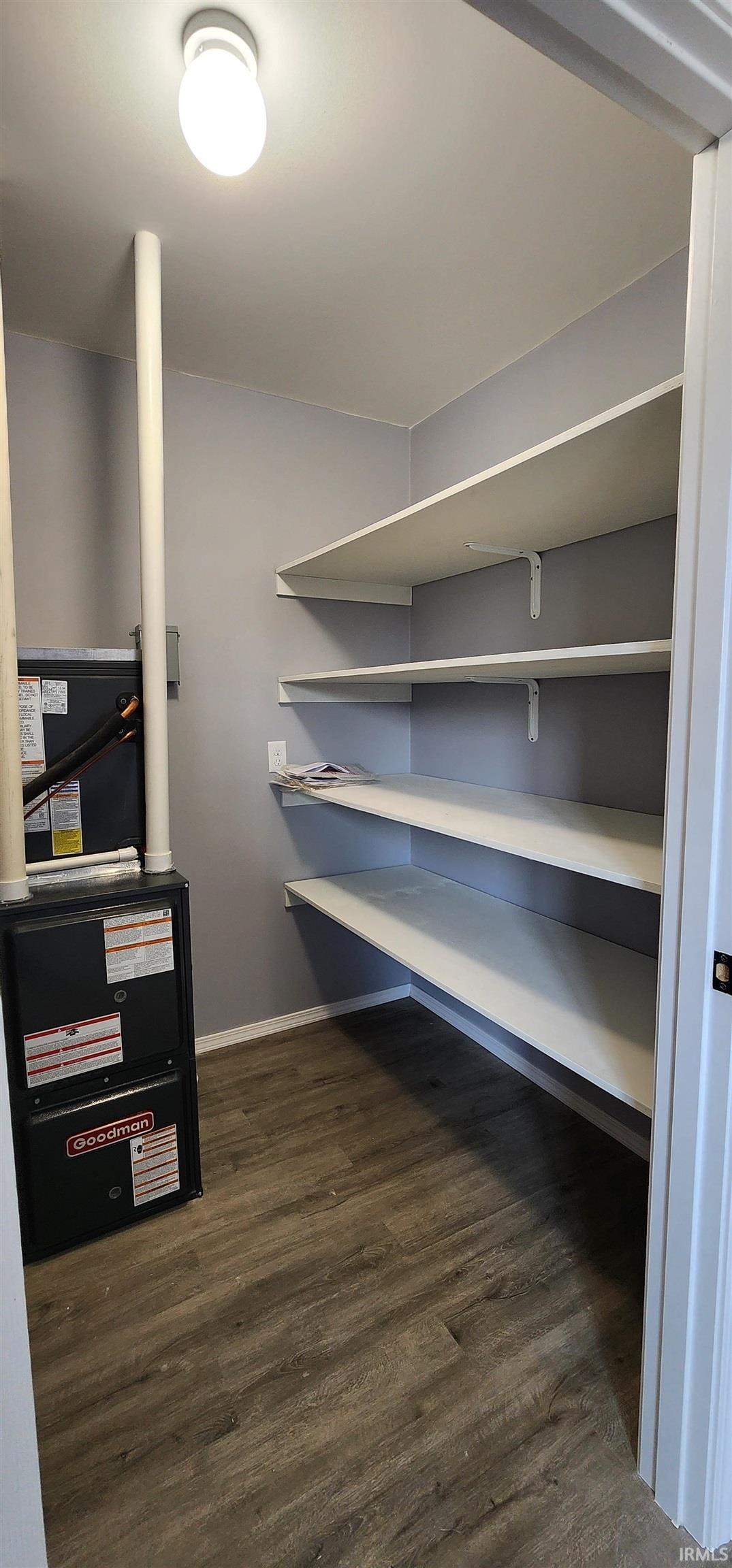 500 Sycamore Street Washington, IN 47501 - Photo 23 of 35