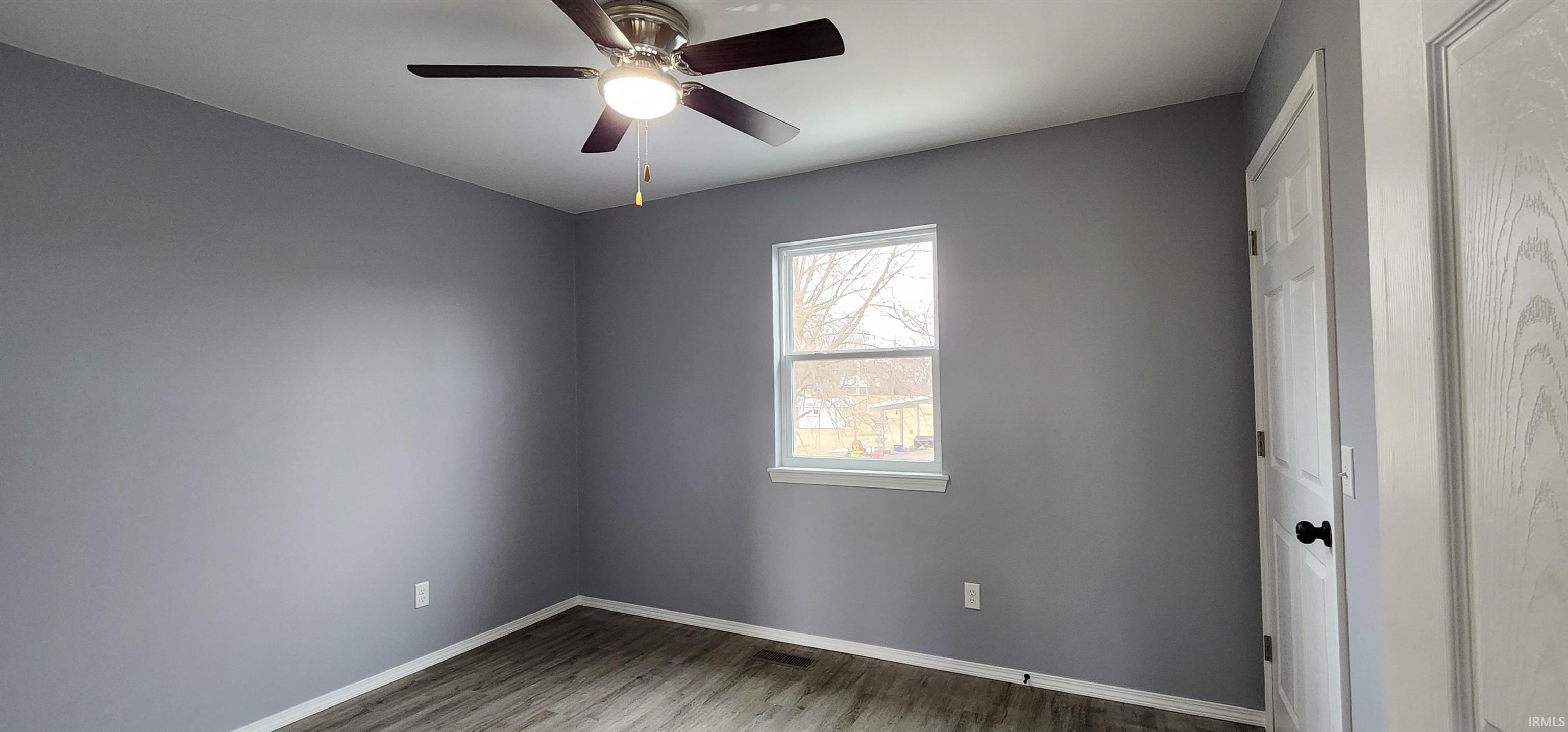 500 Sycamore Street Washington, IN 47501 - Photo 24 of 35