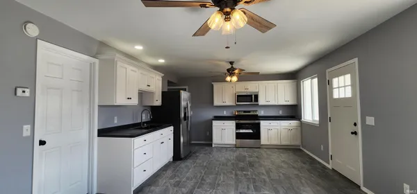 $239,900 | 500 Sycamore Street, Washington, IN 47501