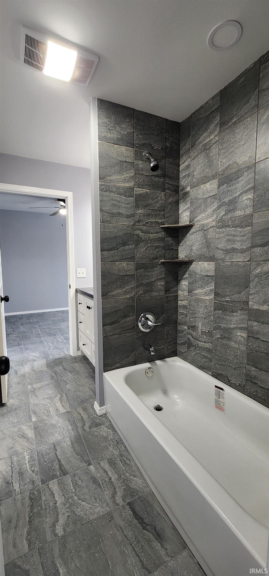 500 Sycamore Street Washington, IN 47501 - Photo 5 of 35