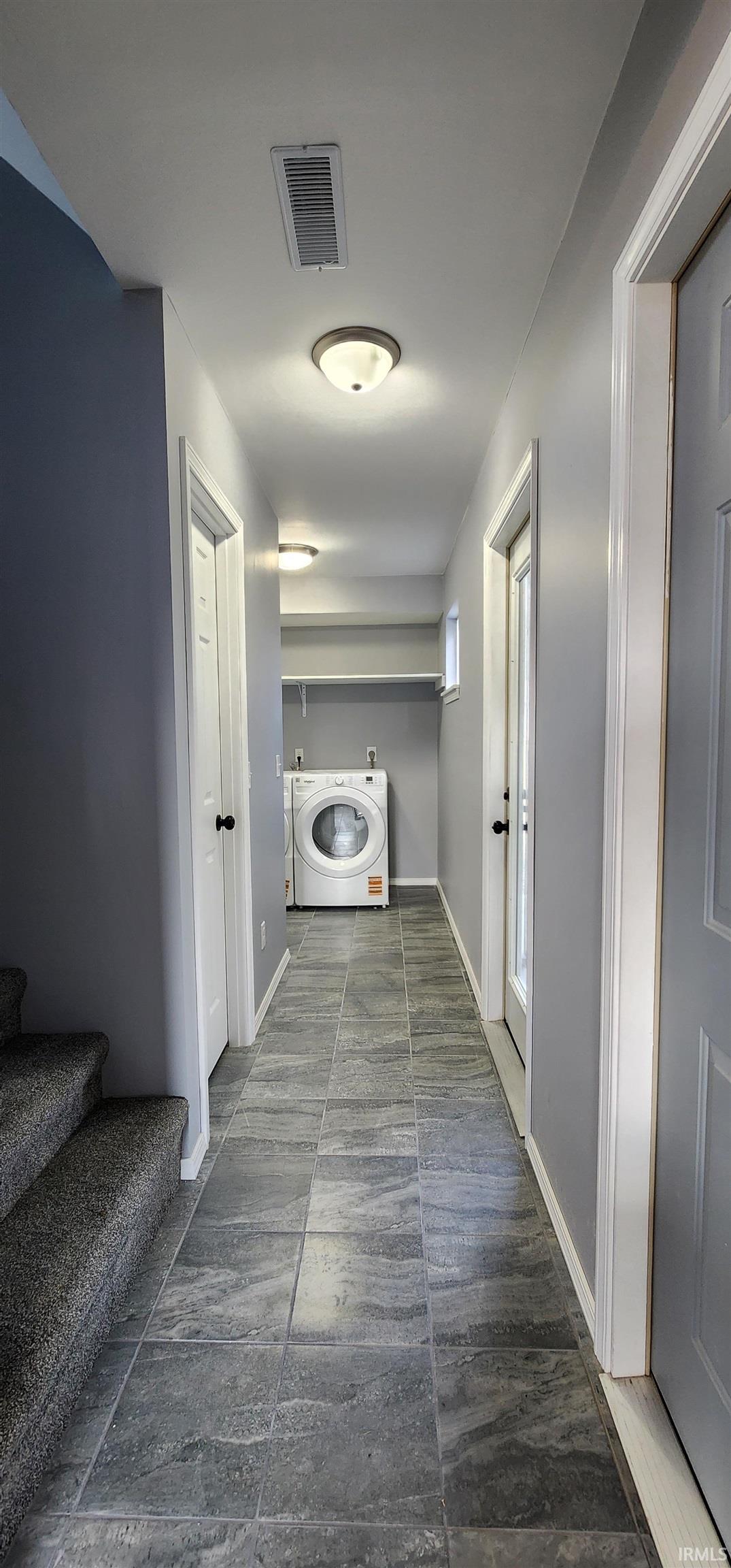 500 Sycamore Street Washington, IN 47501 - Photo 7 of 35