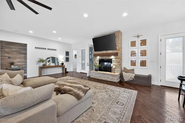 $850,000 | 24552 Ivy Court, Wright City, MO 63390