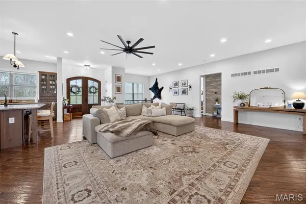 $850,000 | 24552 Ivy Court, Wright City, MO 63390