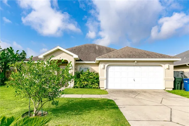 $2,895 | 7005 Madiera Drive, Corpus Christi, TX 78414