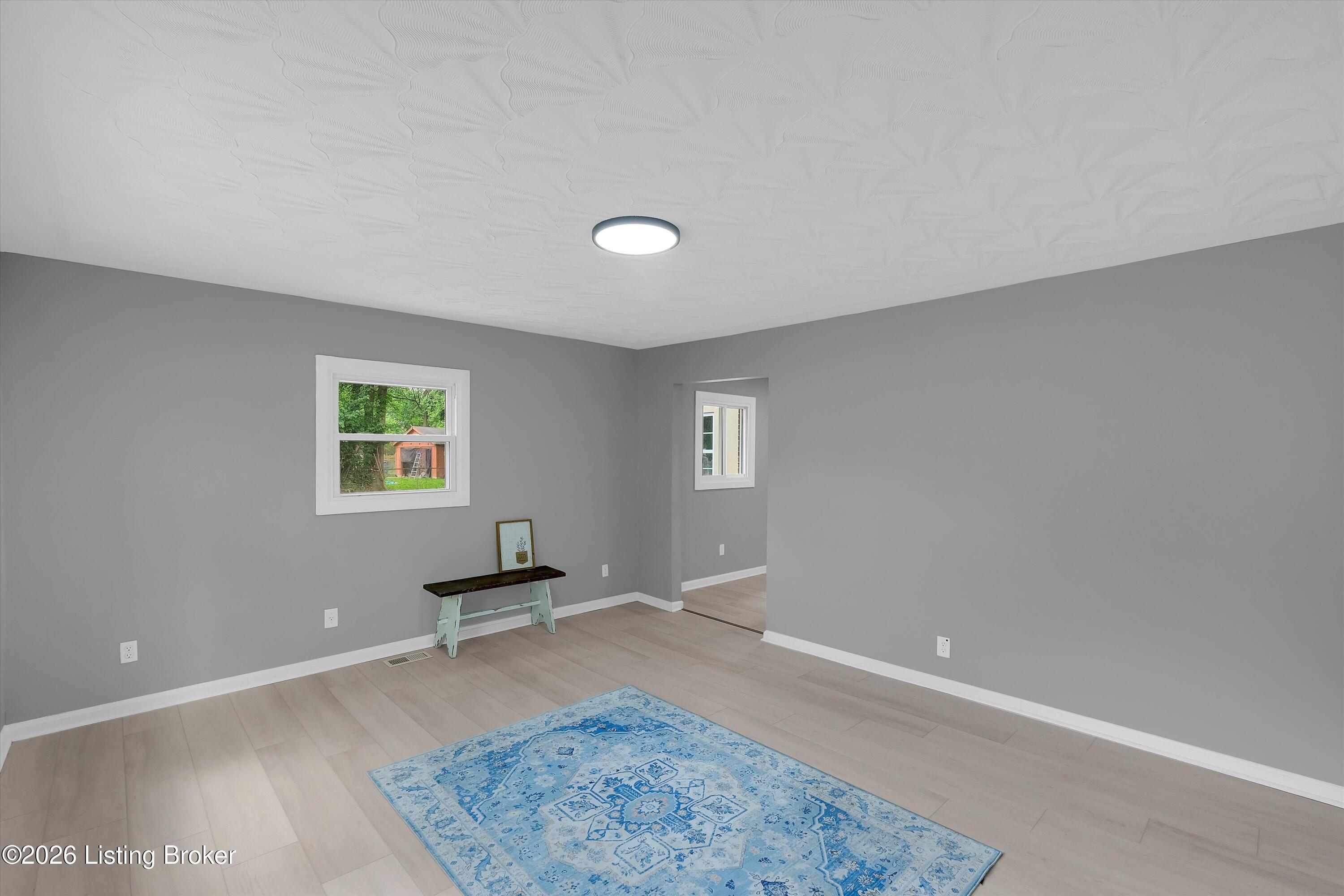 11204 Blue Lick Road Louisville, KY 40229 - Photo 6 of 30 06-11204 Blue Lick Rd