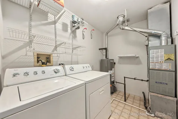 $2,100 | 1482 West Jefferson Avenue, Unit D, Naperville, IL 60540