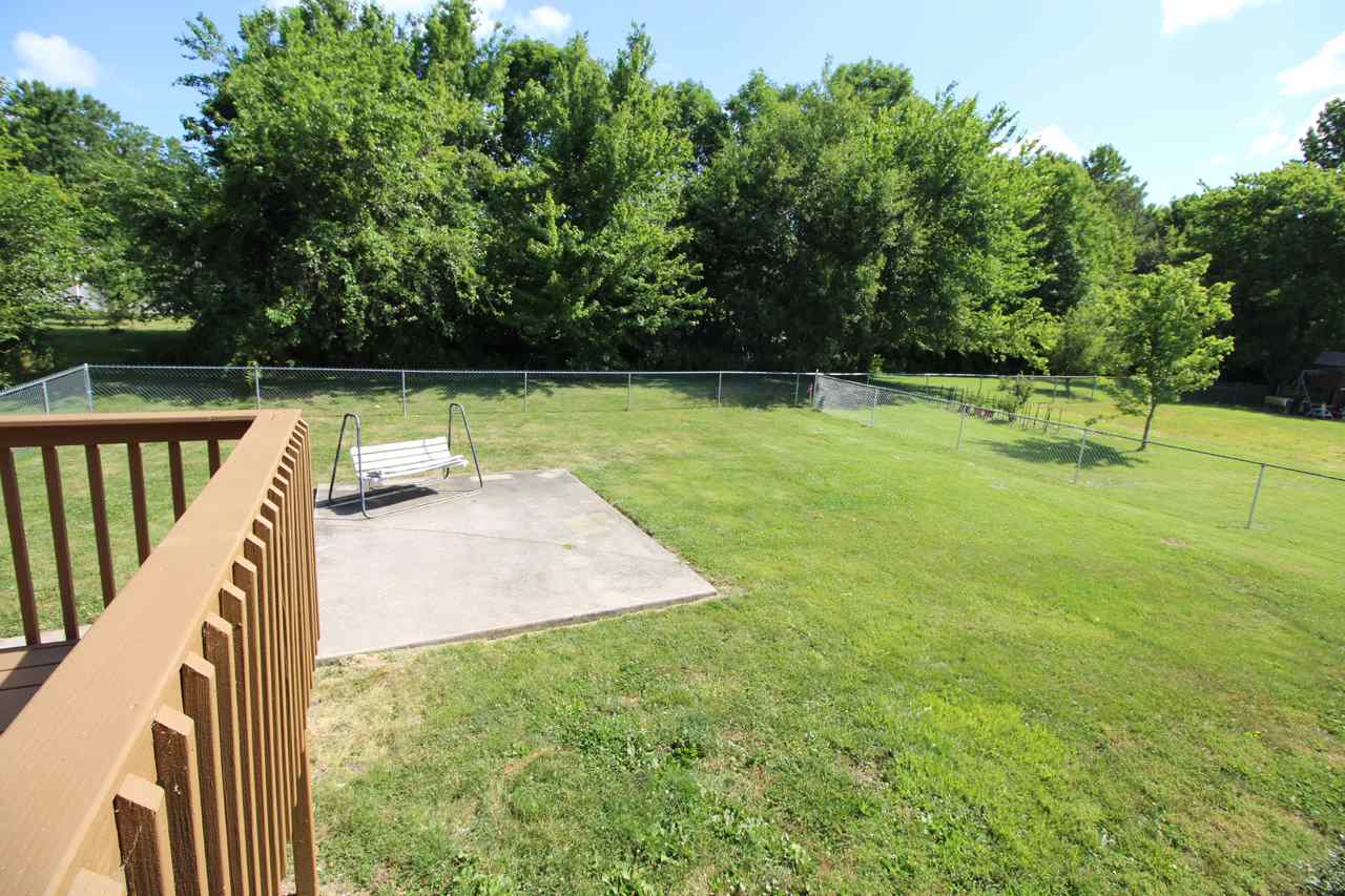 11144 Elberfeld Road Elberfeld, IN 47613 - Photo 3 of 24