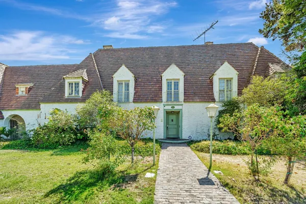 $850,000 | 740 West Willow Street, Stockton, CA 95203