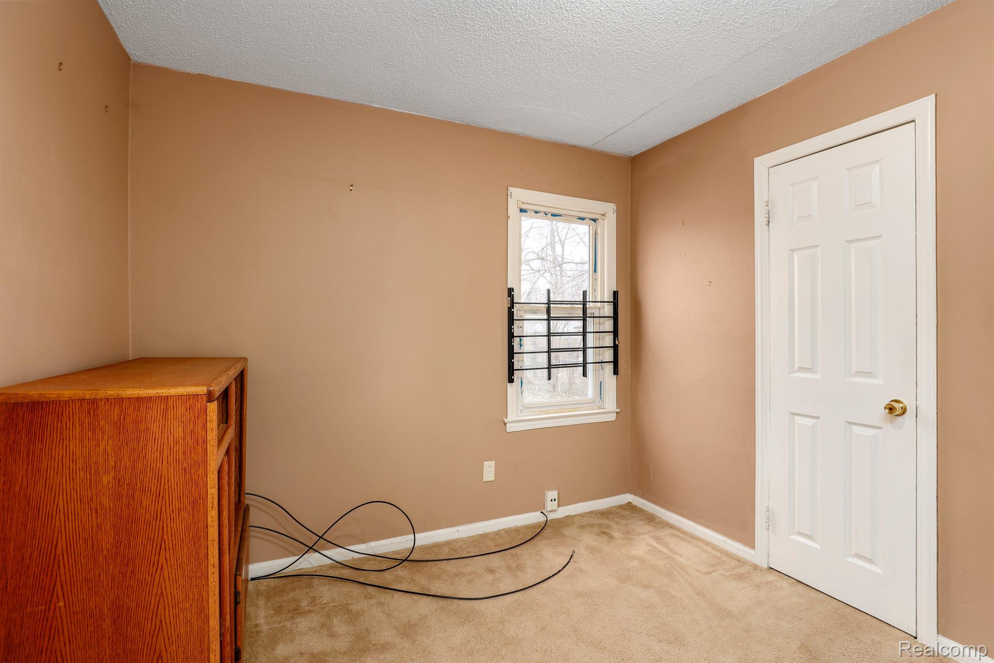 19373 Burt Road Detroit, MI 48219 - Photo 14 of 25 Gallery Image 14