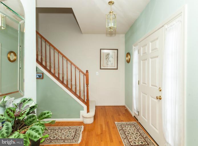 212 Seamaster Road Baltimore, MD 21221 - Photo 20 of 26 Interior (General)