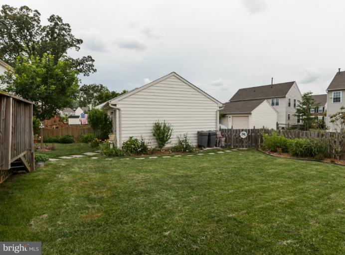 212 Seamaster Road Baltimore, MD 21221 - Photo 25 of 26 Exterior (Rear)