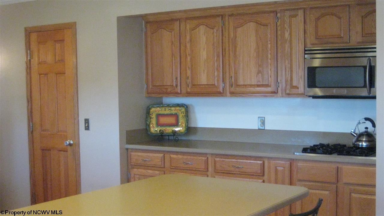 100 Field Crest Road Bridgeport, WV 26330 - Photo 16 of 20 Gallery Image 16