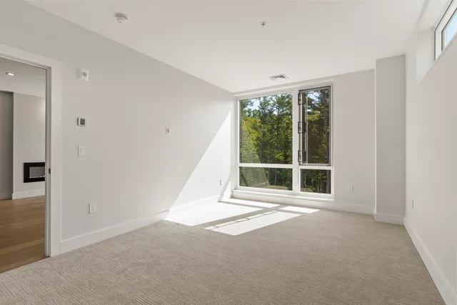 $868,000 | 267 Highway 1, Unit 404, Falmouth, ME 04105
