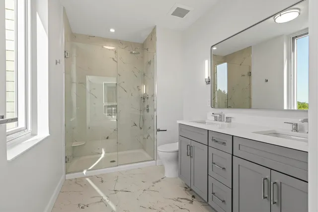 $868,000 | 267 Highway 1, Unit 404, Falmouth, ME 04105