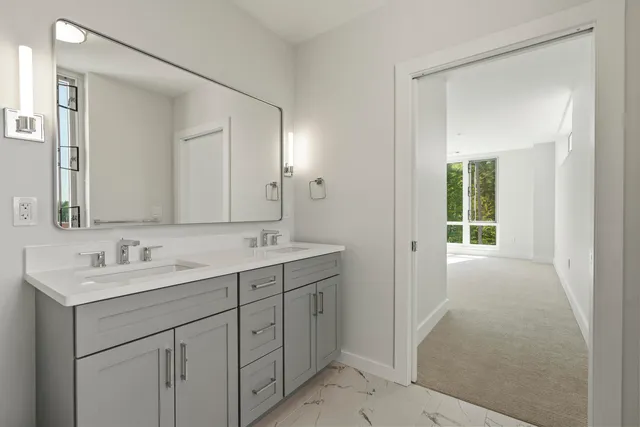 $868,000 | 267 Highway 1, Unit 404, Falmouth, ME 04105