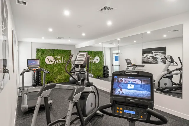 $868,000 | 267 Highway 1, Unit 404, Falmouth, ME 04105