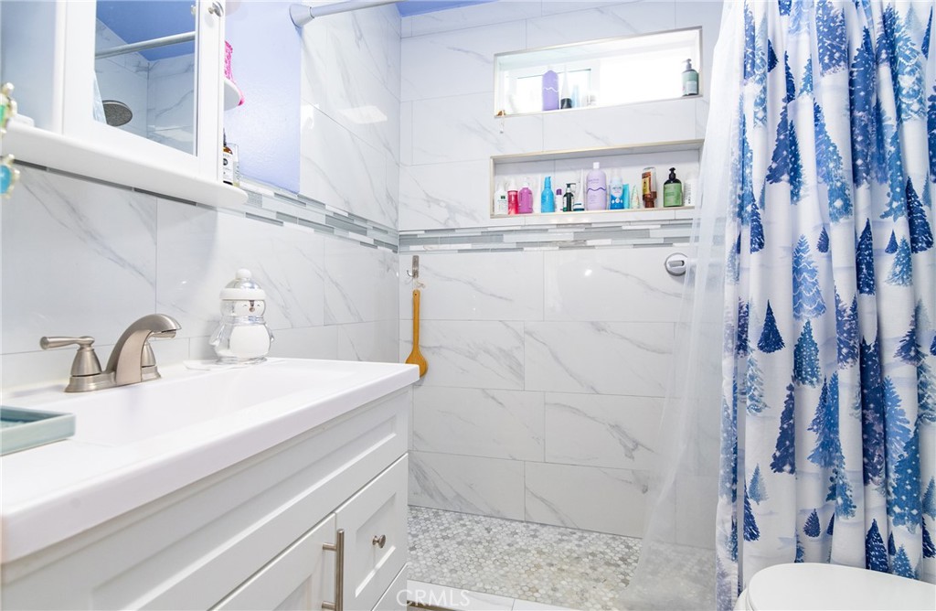 13450 Merkel Avenue Paramount, CA 90723 - Photo 11 of 23