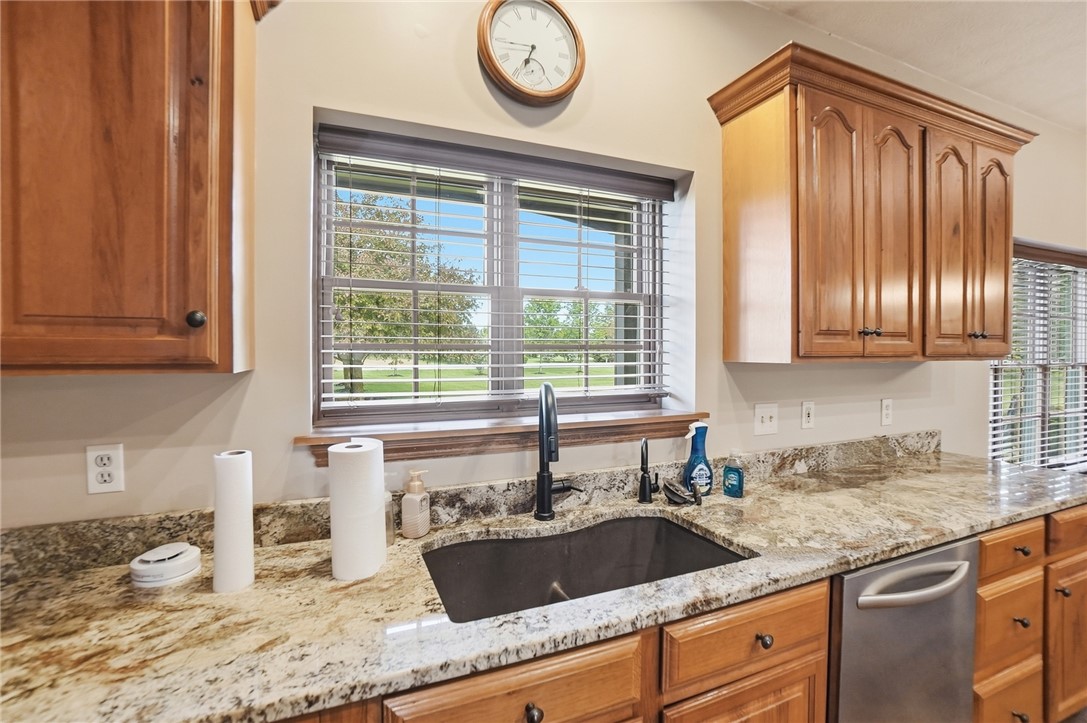 7131 North Spiker Road Piqua, OH 45356 - Photo 13 of 35